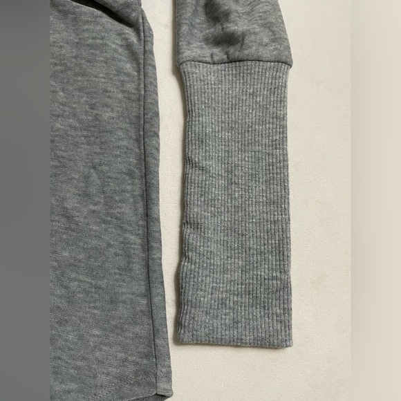 NWT Chaser Light Weight Hoodie Pullover Grey Color Size S Very Soft - Picture 4 of 4
